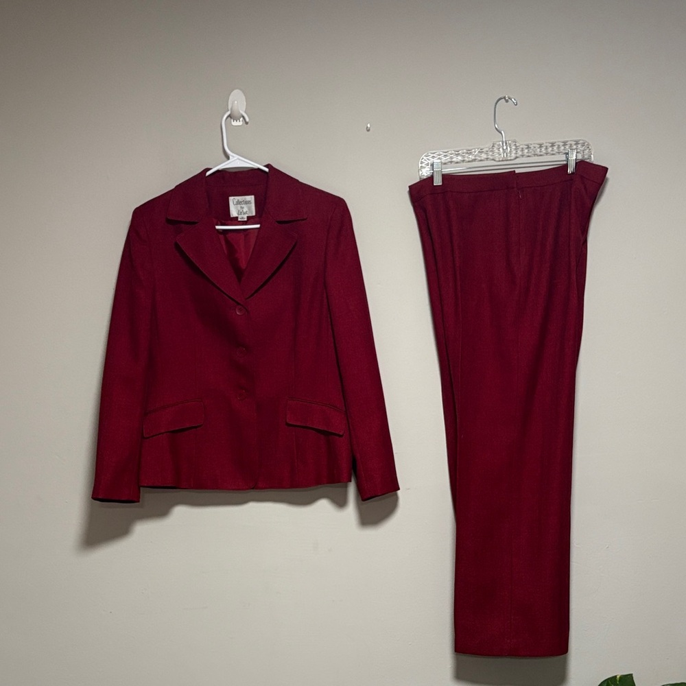 Collections for Le Suit Burgundy Suit Set - Picture 2 of 9
